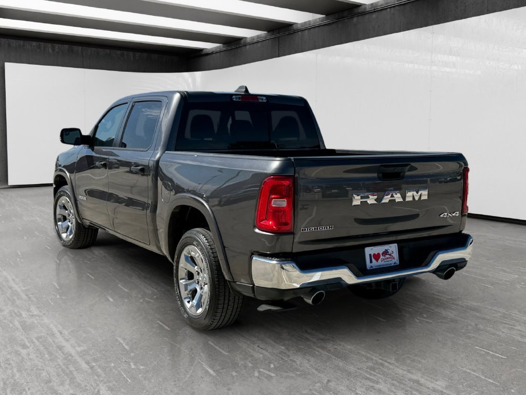 Used 2025 RAM 1500 Big Horn AWD/4WD image 3