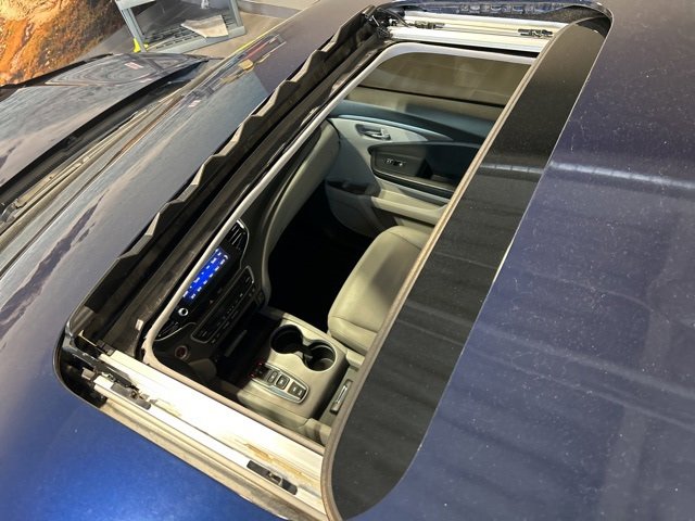 Used 2021 Honda Ridgeline RTL-E image 32