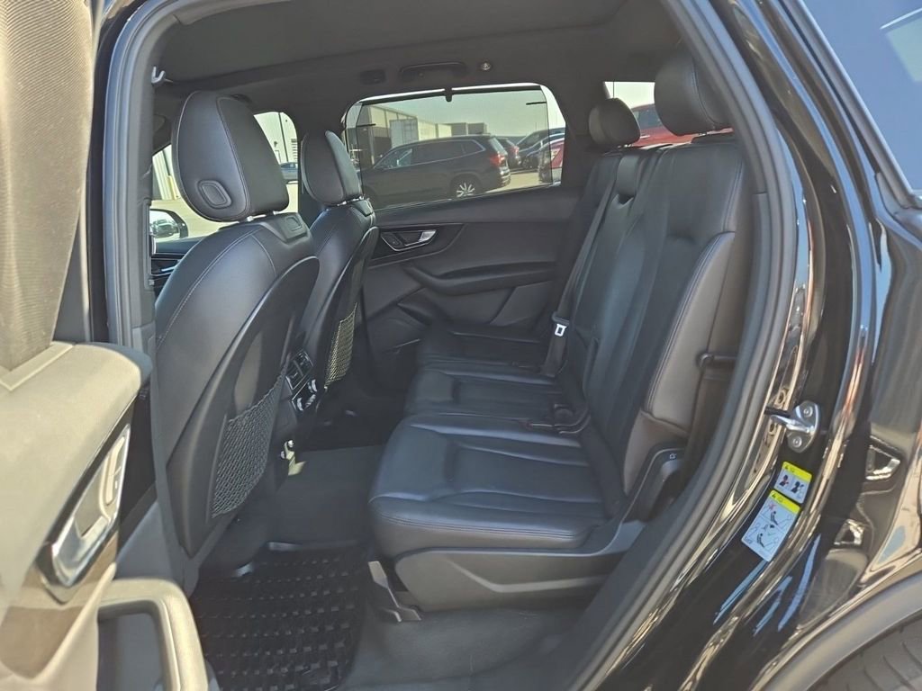Used 2018 Audi Q7 3.0T Prestige image 10