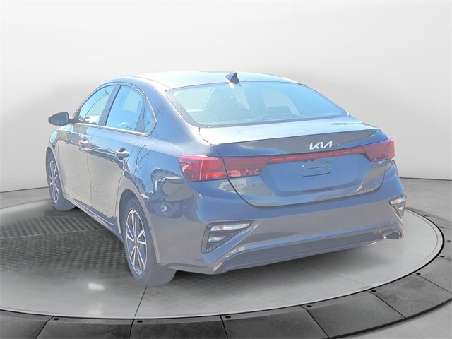 Used 2023 Kia Forte LXS image 3