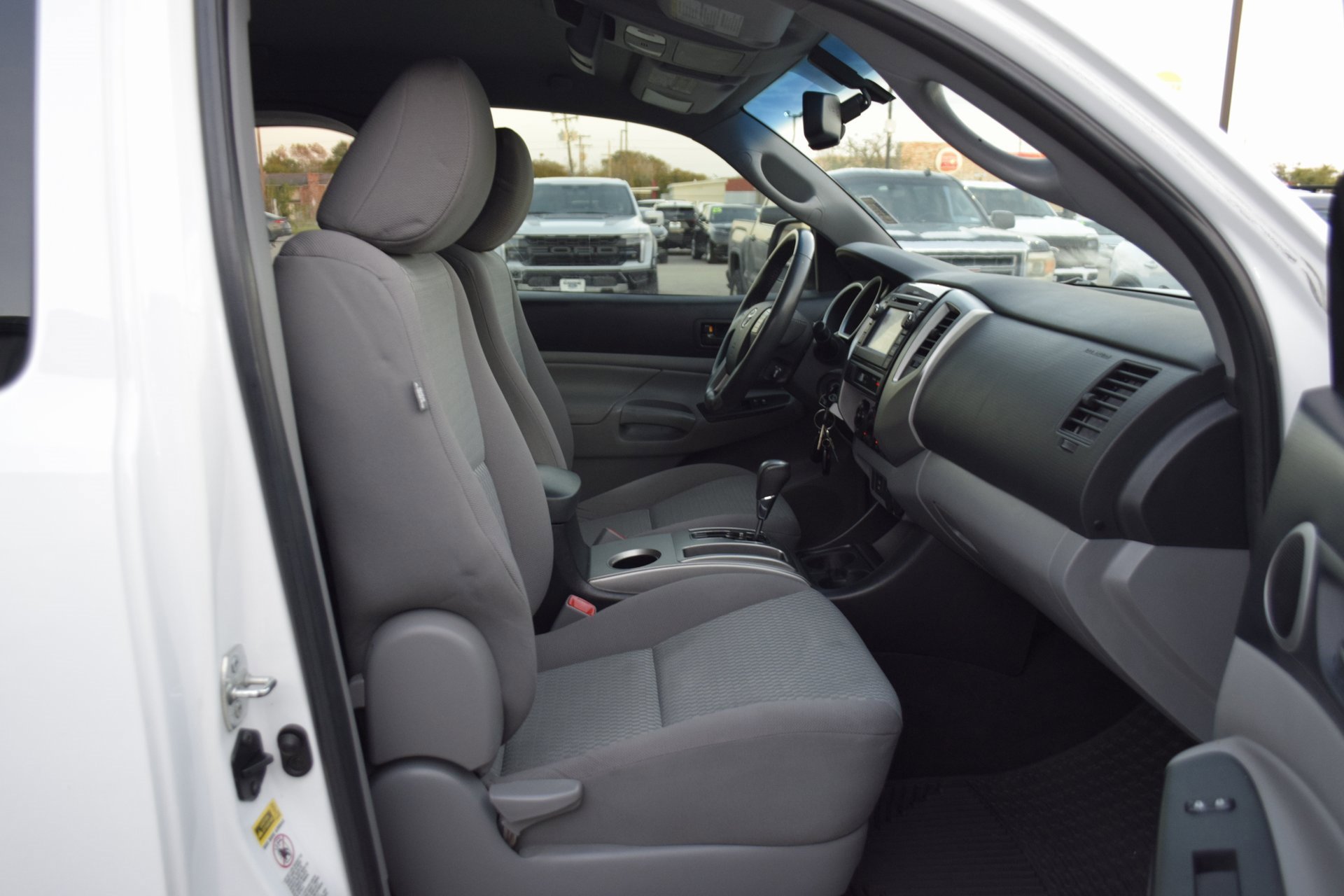 Used 2013 Toyota Tacoma PreRunner image 23