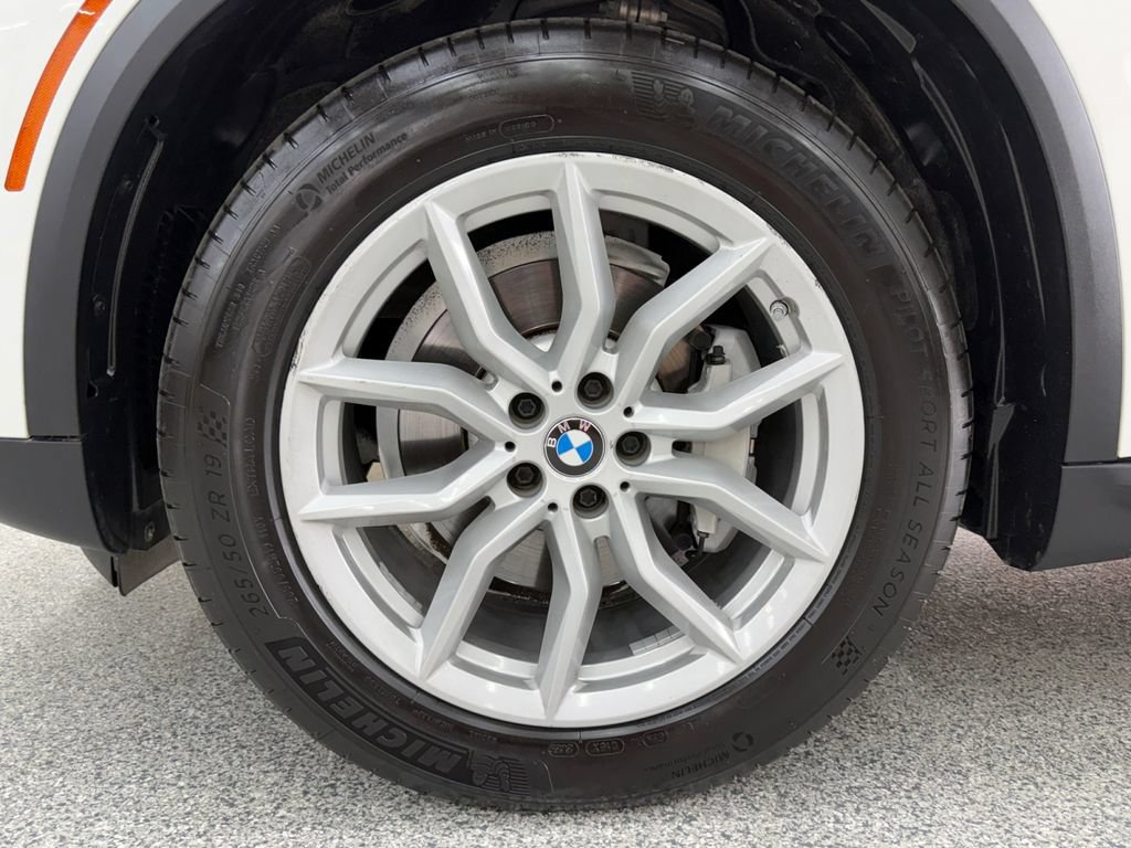 Used 2019 BMW X5 xDrive40i w/ Luxury Seating Package AWD/4WD image 44