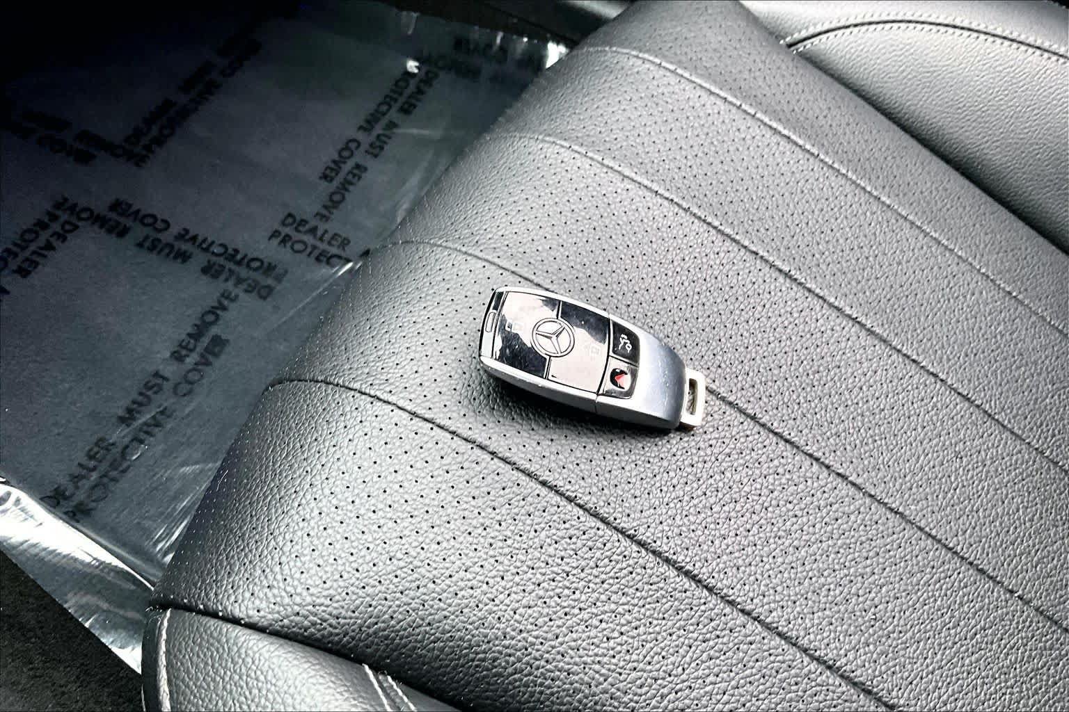 Used 2022 Mercedes-Benz E 350 4MATIC Sedan image 15
