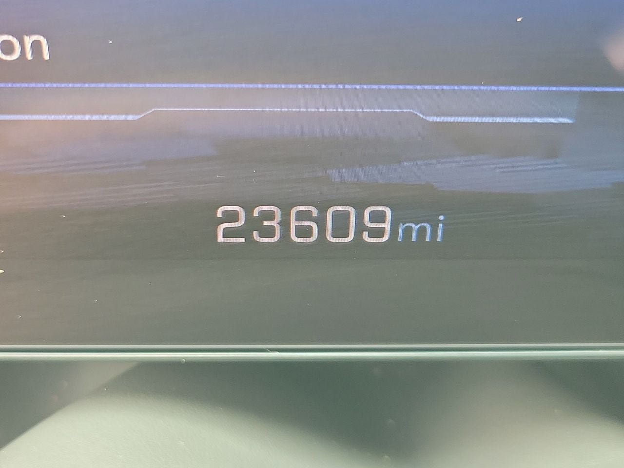 Used 2025 Chevrolet Suburban High Country RWD image 22