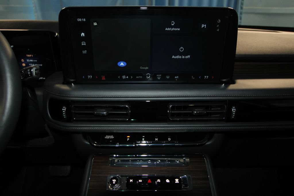 Used 2026 Lincoln Aviator Reserve AWD/4WD image 16