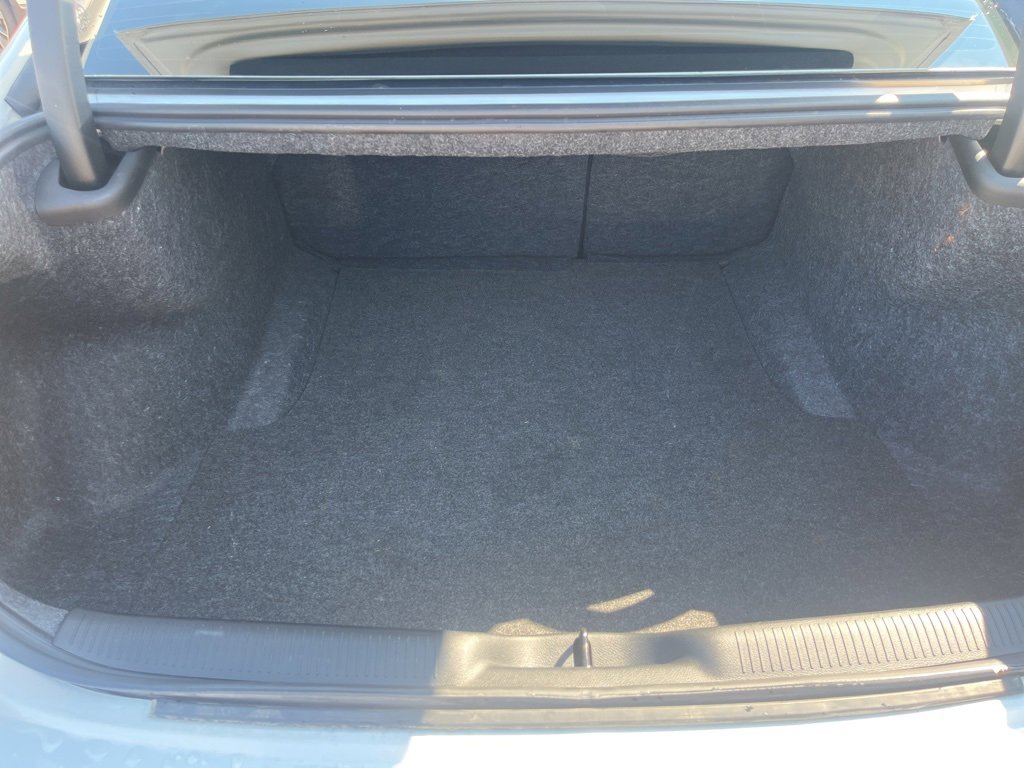 Used 2023 Dodge Charger SXT w/ Blacktop Package image 16