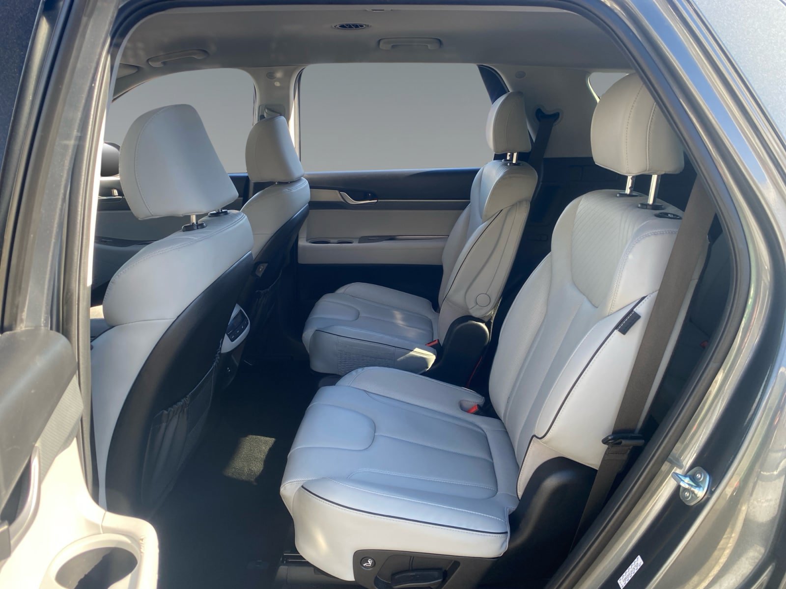 Used 2024 Hyundai Palisade SEL FWD image 13