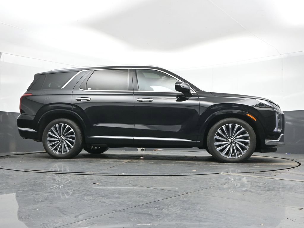 Used 2024 Hyundai Palisade Calligraphy image 44