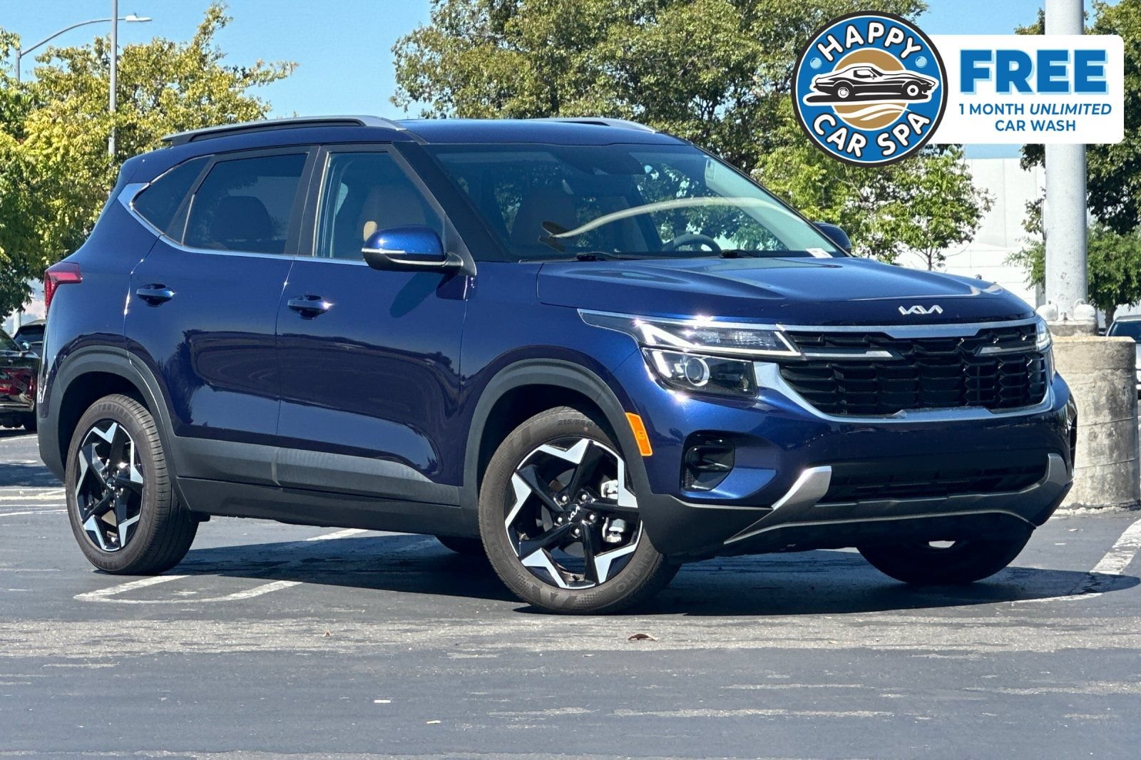 Certified 2024 Kia Seltos EX FWD image 1