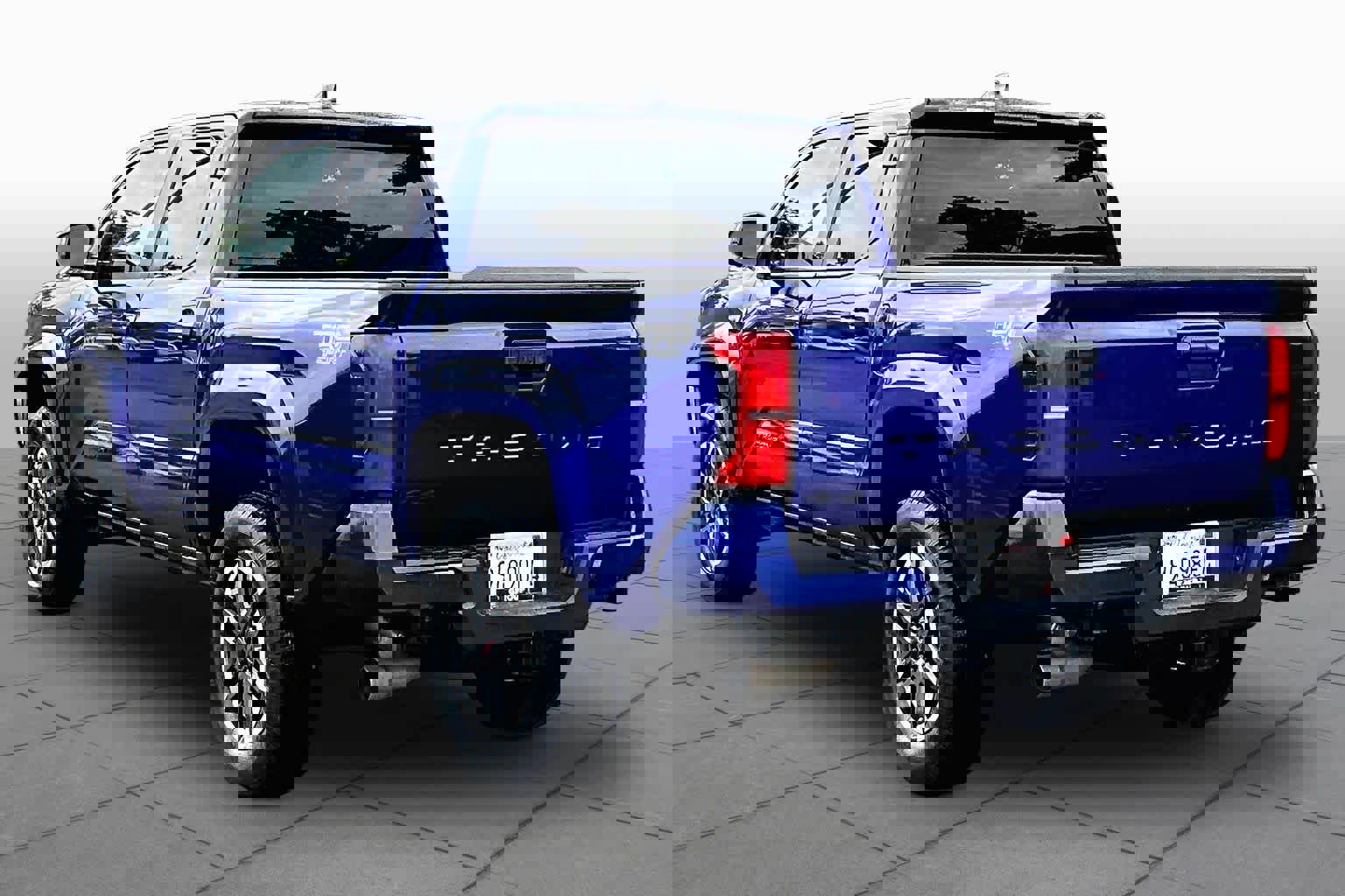 Used 2024 Toyota Tacoma TRD Sport image 11