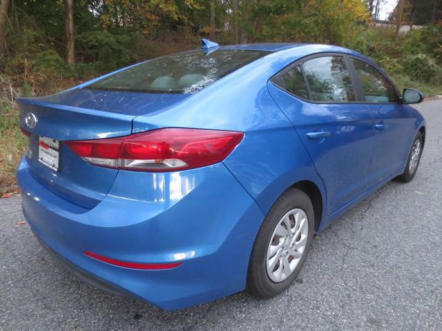 Used 2017 Hyundai Elantra SE image 4