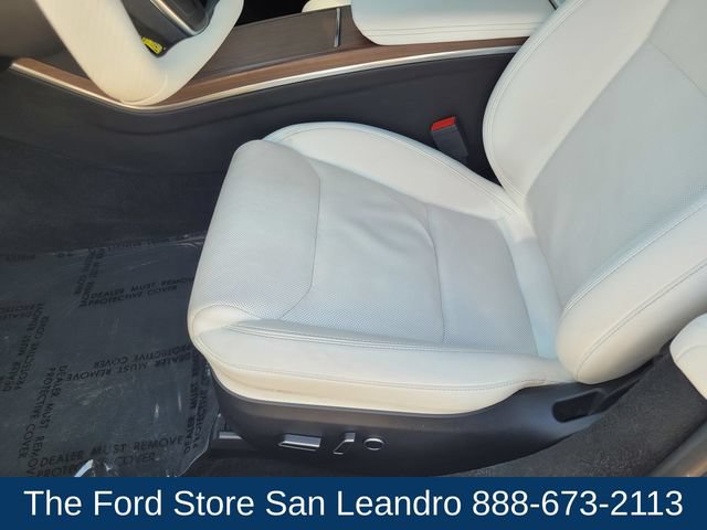 Used 2022 Tesla Model S Standard Range AWD/4WD image 24