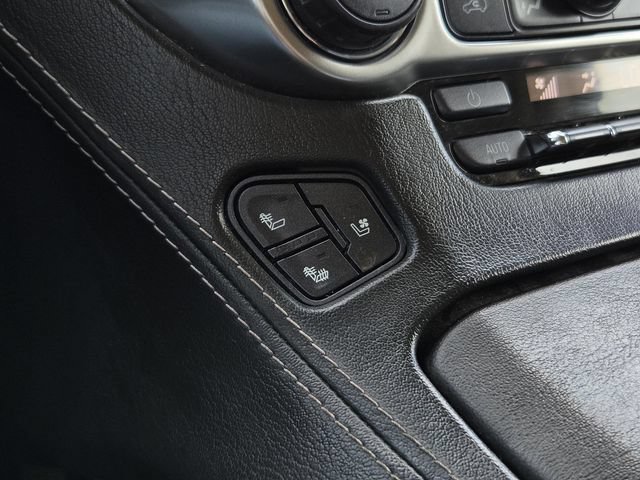 Used 2019 Chevrolet Suburban Premier AWD/4WD image 20