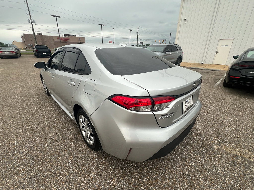 Used 2025 Toyota Corolla LE FWD image 7