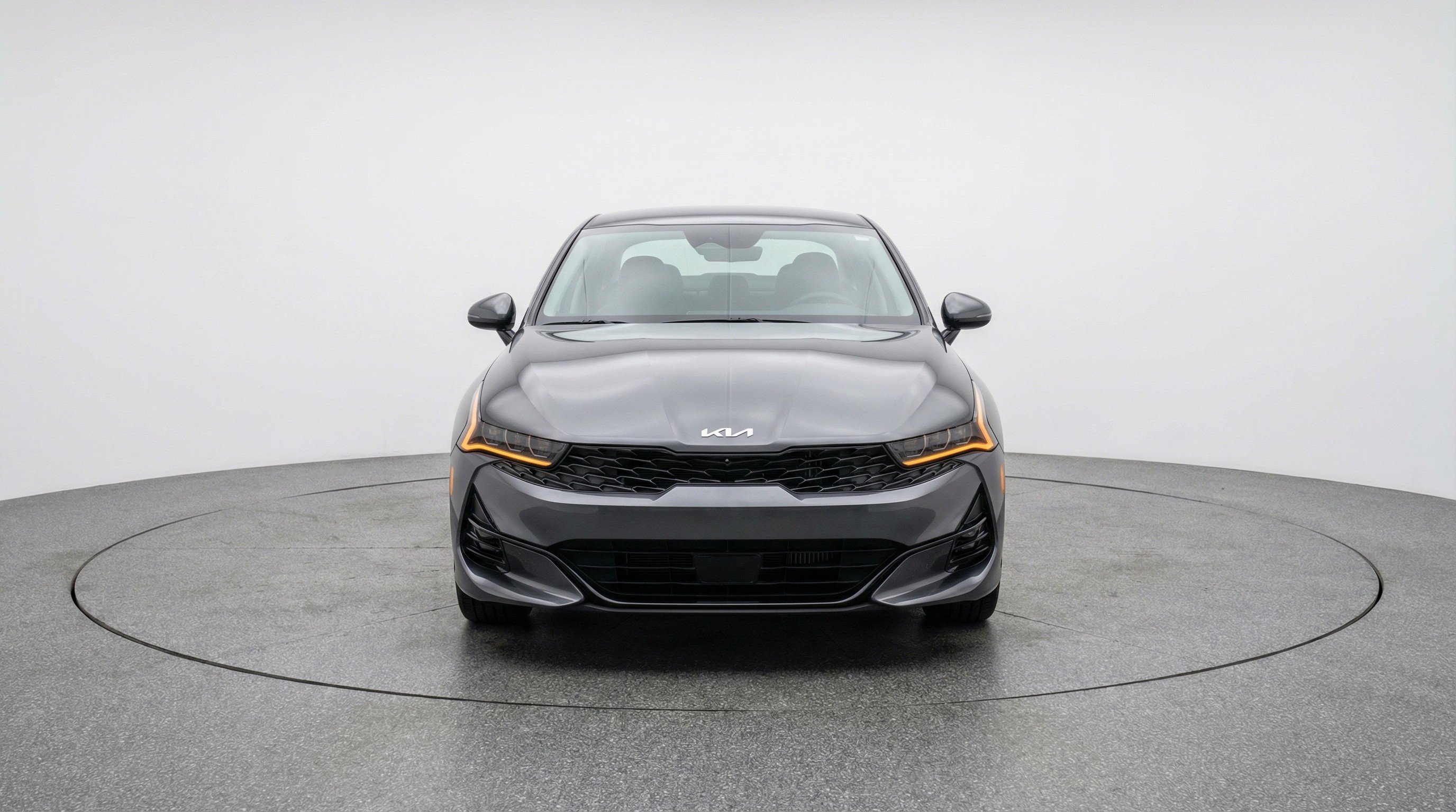 Used 2025 Kia K5 LXS image 2