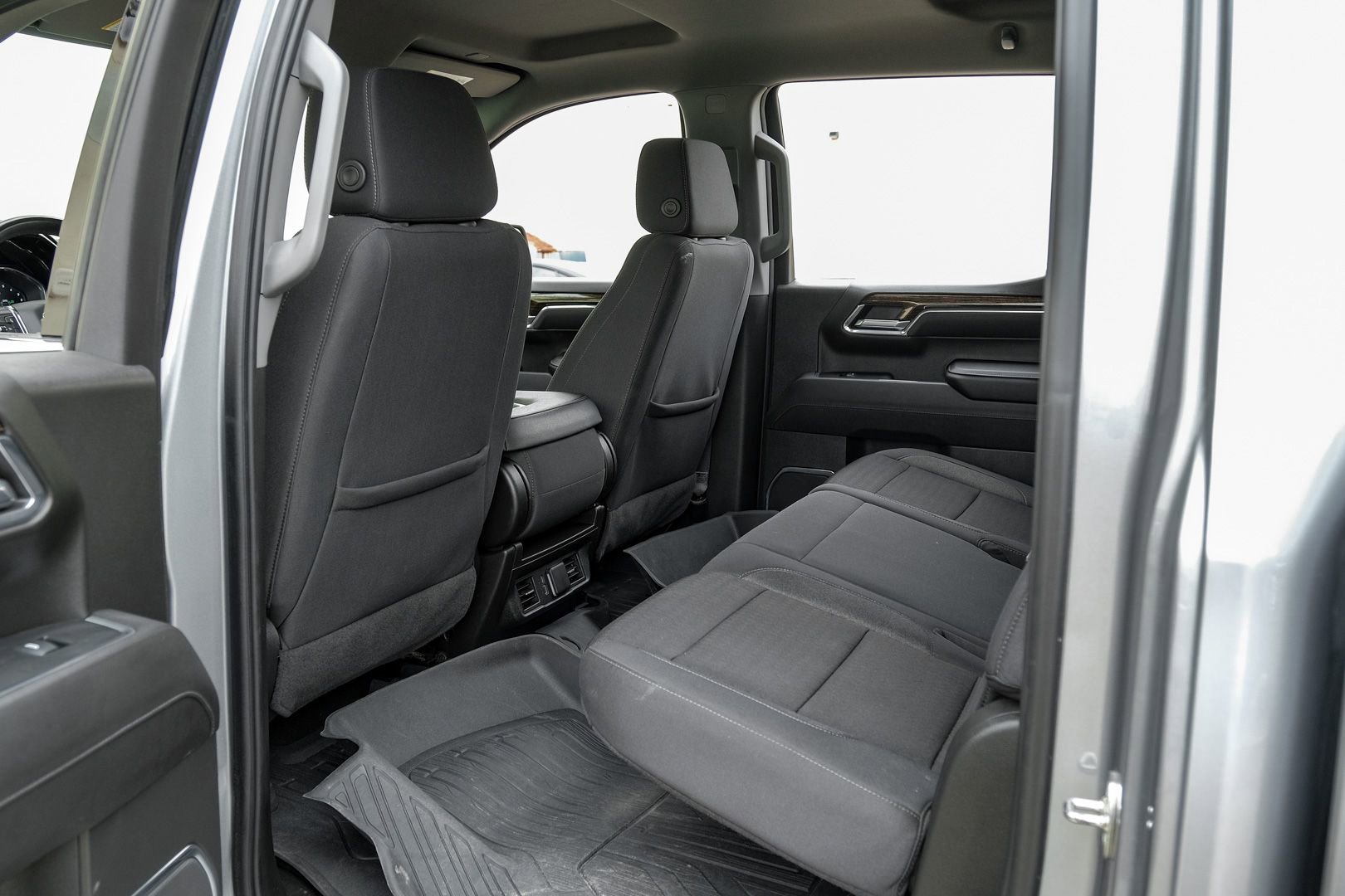 Used 2024 GMC Sierra 1500 SLE RWD image 41