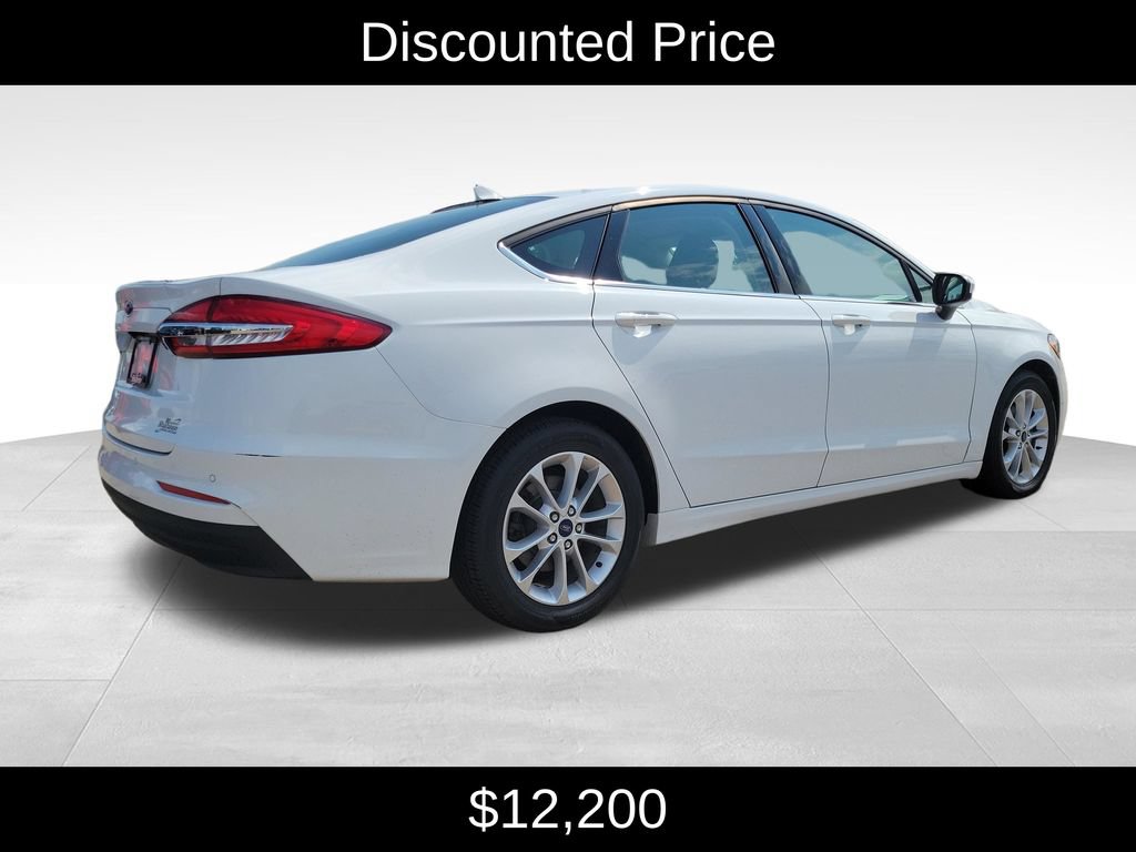 Used 2020 Ford Fusion SE FWD image 3