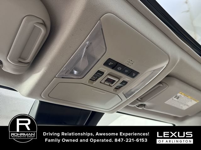 Used 2019 Toyota RAV4 XLE Premium w/ Cold Weather Package AWD/4WD image 10