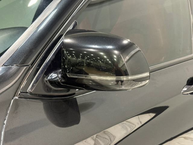 Used 2017 BMW X5 M image 10