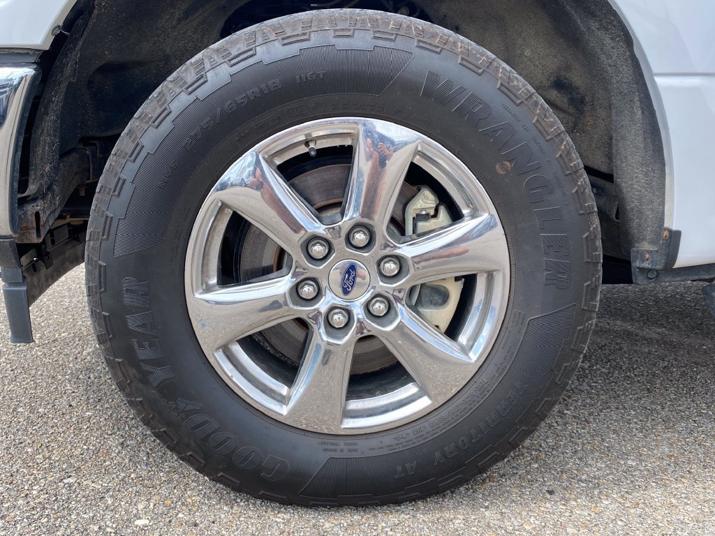 Used 2020 Ford F150 XLT w/ Equipment Group 302A Luxury AWD/4WD image 27