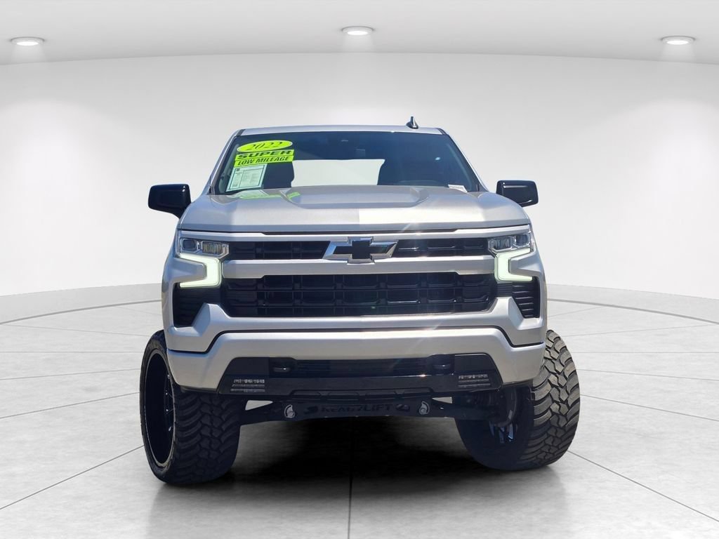 Used 2022 Chevrolet Silverado 1500 RST AWD/4WD image 3