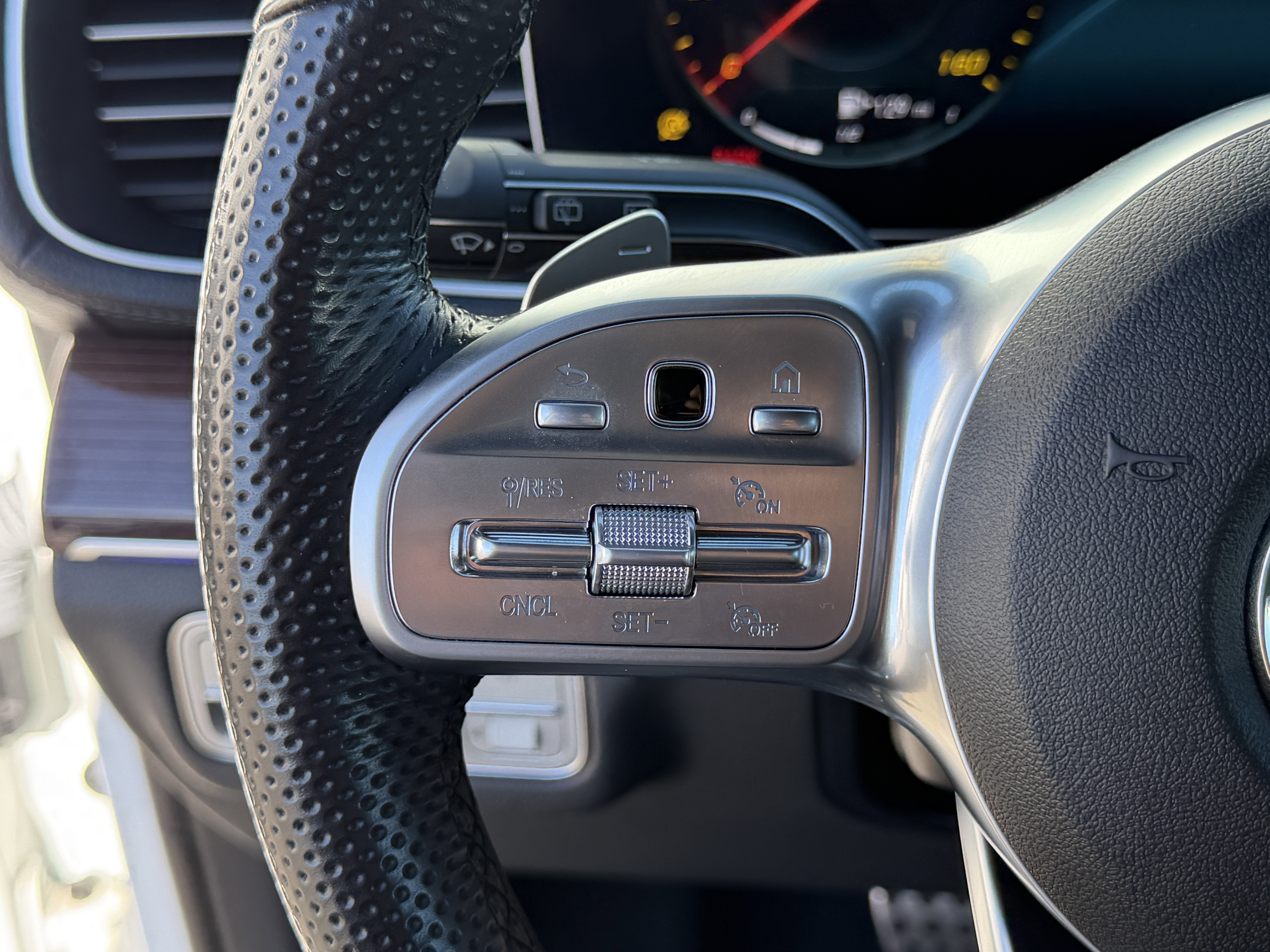 Certified 2022 Mercedes-Benz GLS 450 4MATIC image 24