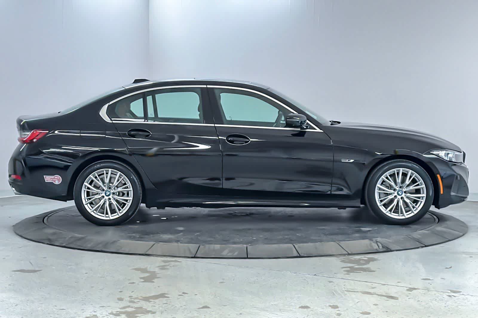 Used 2023 BMW 330e w/ Parking Assistance Package RWD image 8