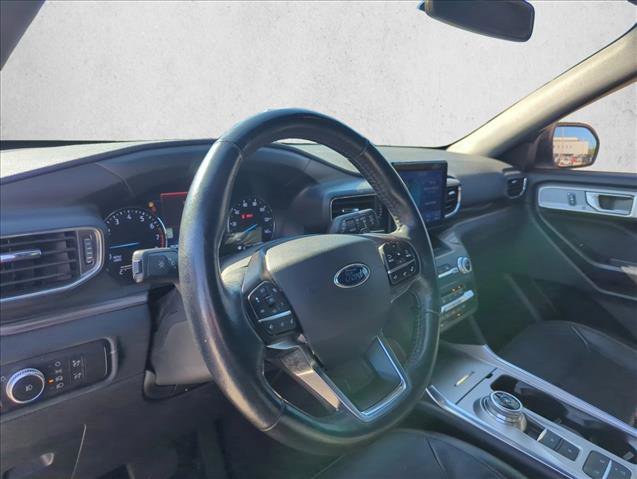 Used 2020 Ford Explorer Limited image 21
