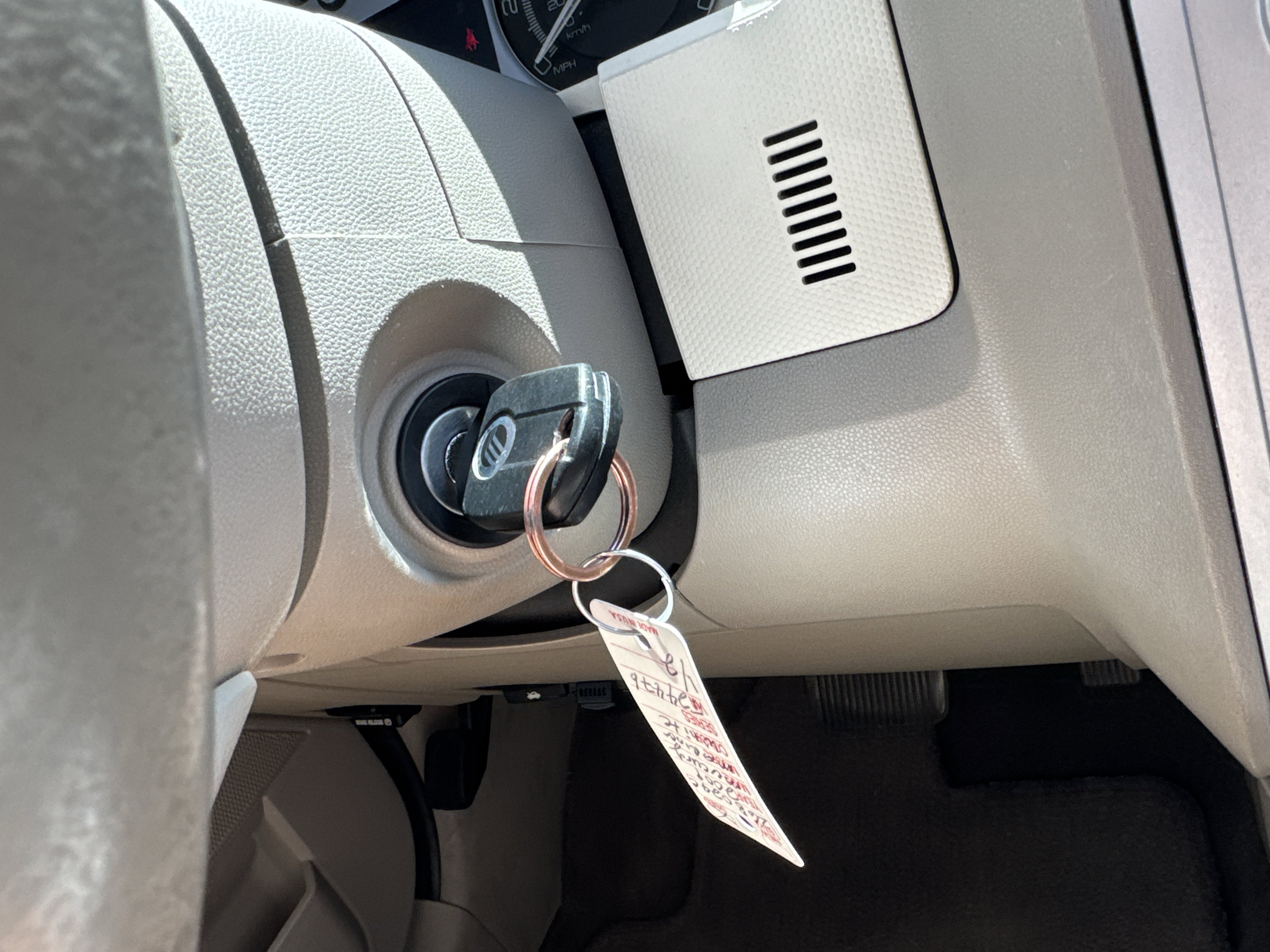 Used 2009 Mercury Mariner Premier image 15