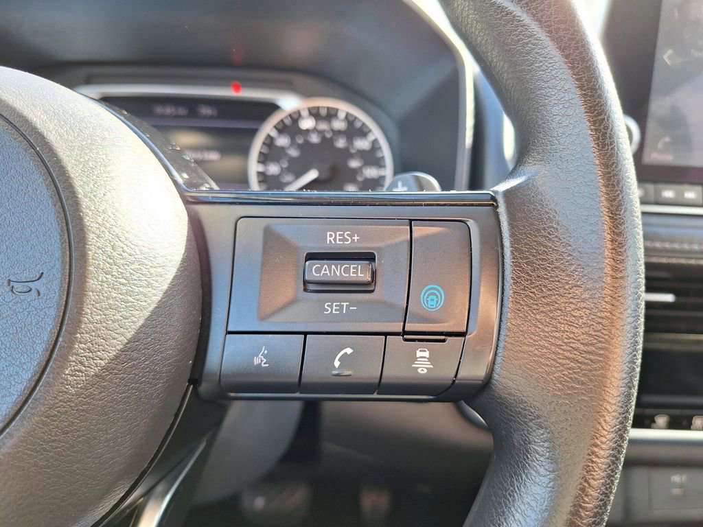 Used 2021 Nissan Rogue SV image 20