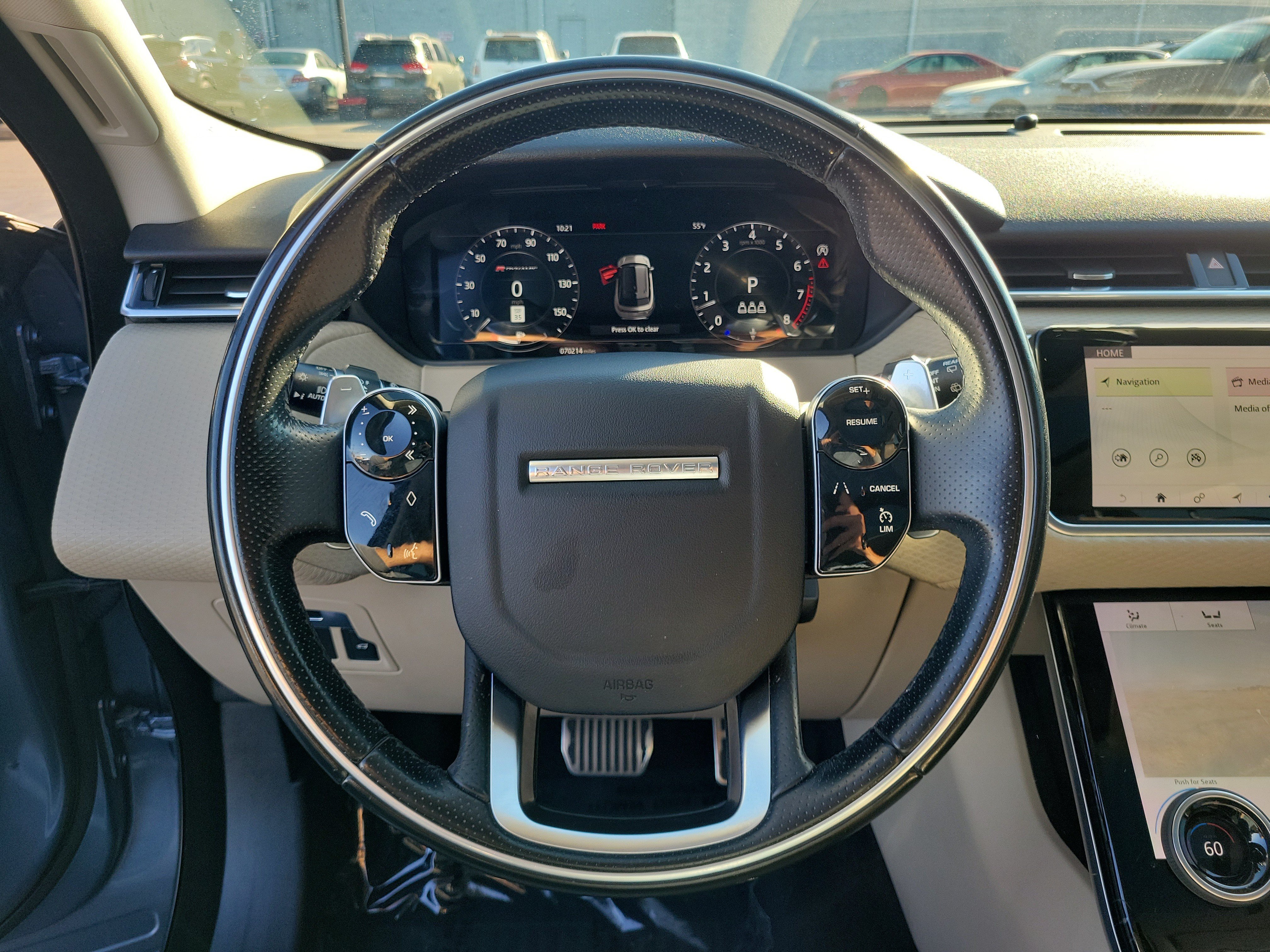 Used 2019 Land Rover Range Rover Velar R-Dynamic SE AWD/4WD image 21