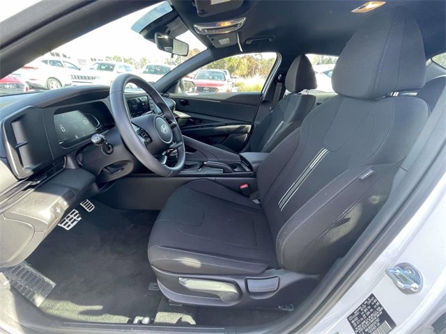 Certified 2025 Hyundai Elantra Sport image 12
