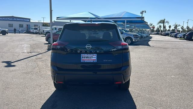 Used 2024 Nissan Rogue SV AWD/4WD image 4