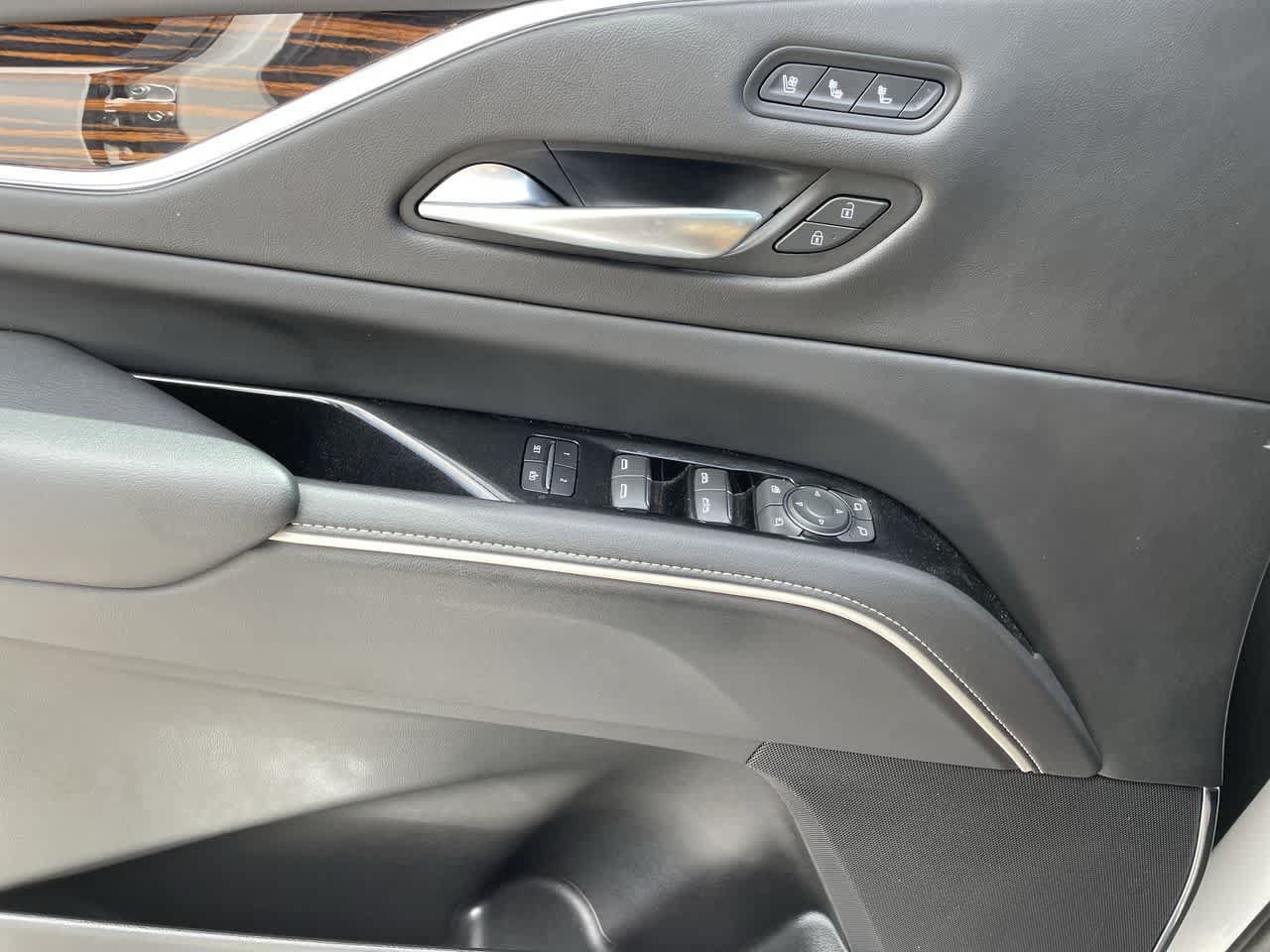 Used 2023 Cadillac Escalade ESV Premium Luxury w/ LPO, Floor Liner Package AWD/4WD image 38
