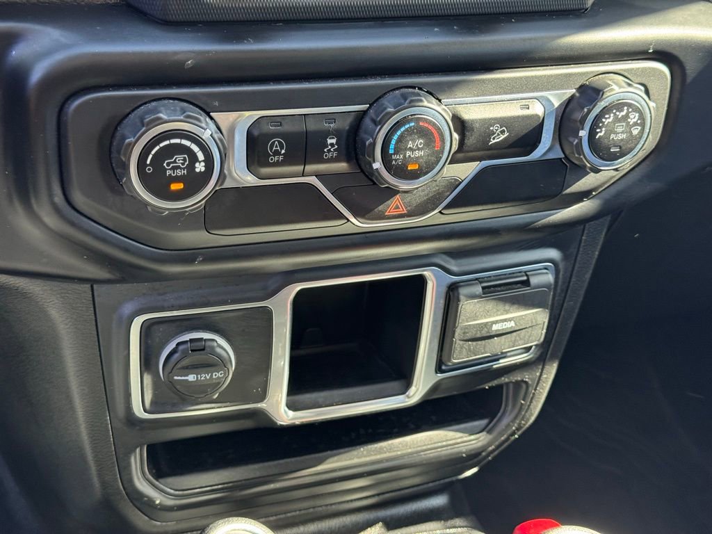 Used 2021 Jeep Wrangler Sport image 25