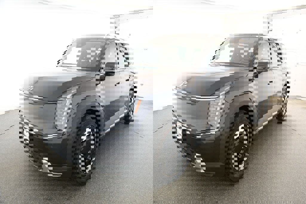 Used 2025 Kia EV9 Wind