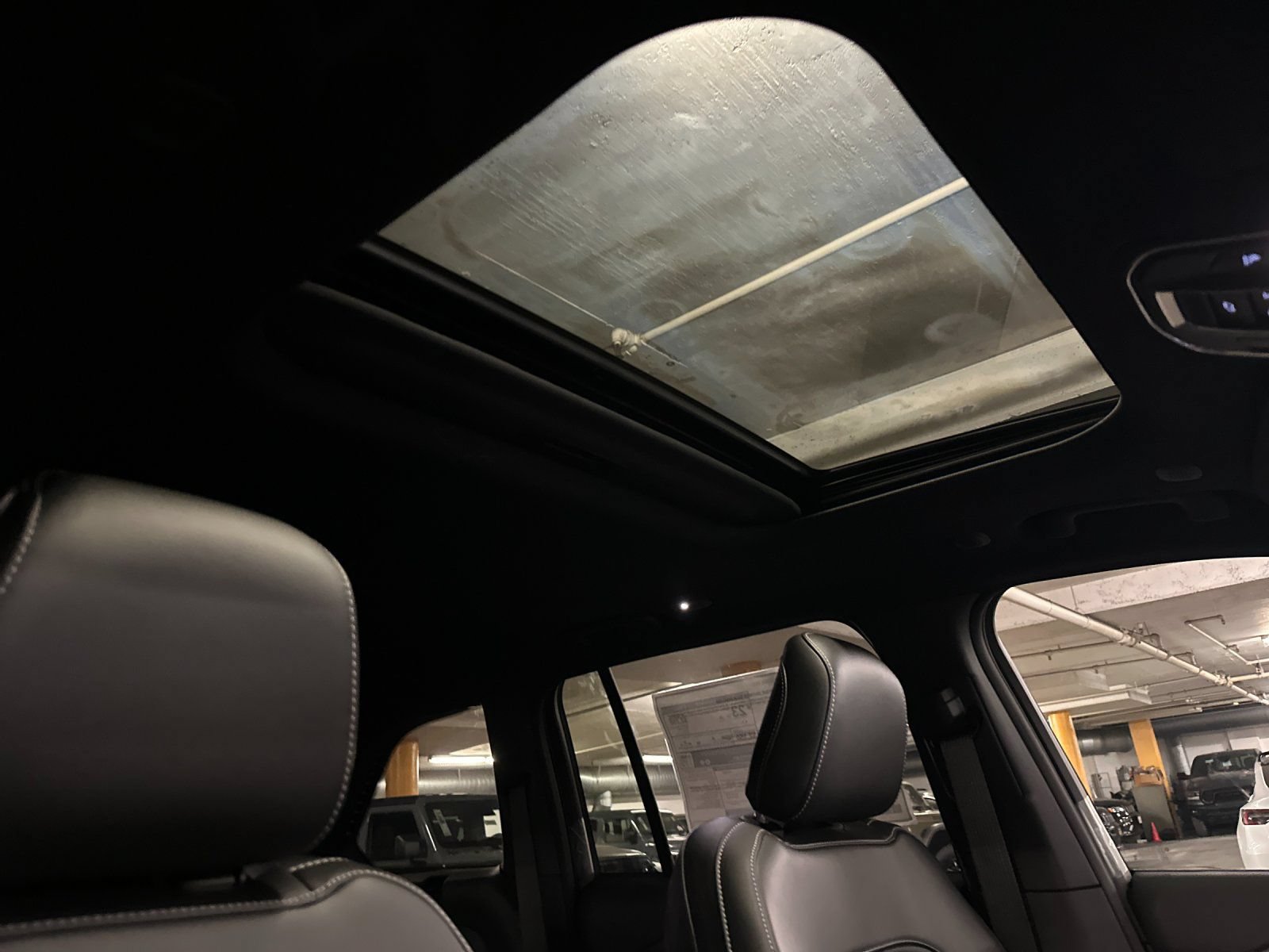 New 2026 Jeep Grand Cherokee Altitude AWD/4WD image 16