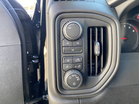 New 2026 Chevrolet Silverado 2500 Custom w/ Custom Value Package image 32