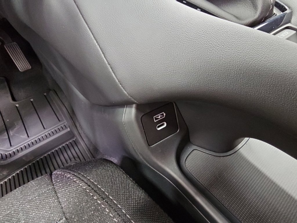 New 2027 Honda HR-V LX image 19