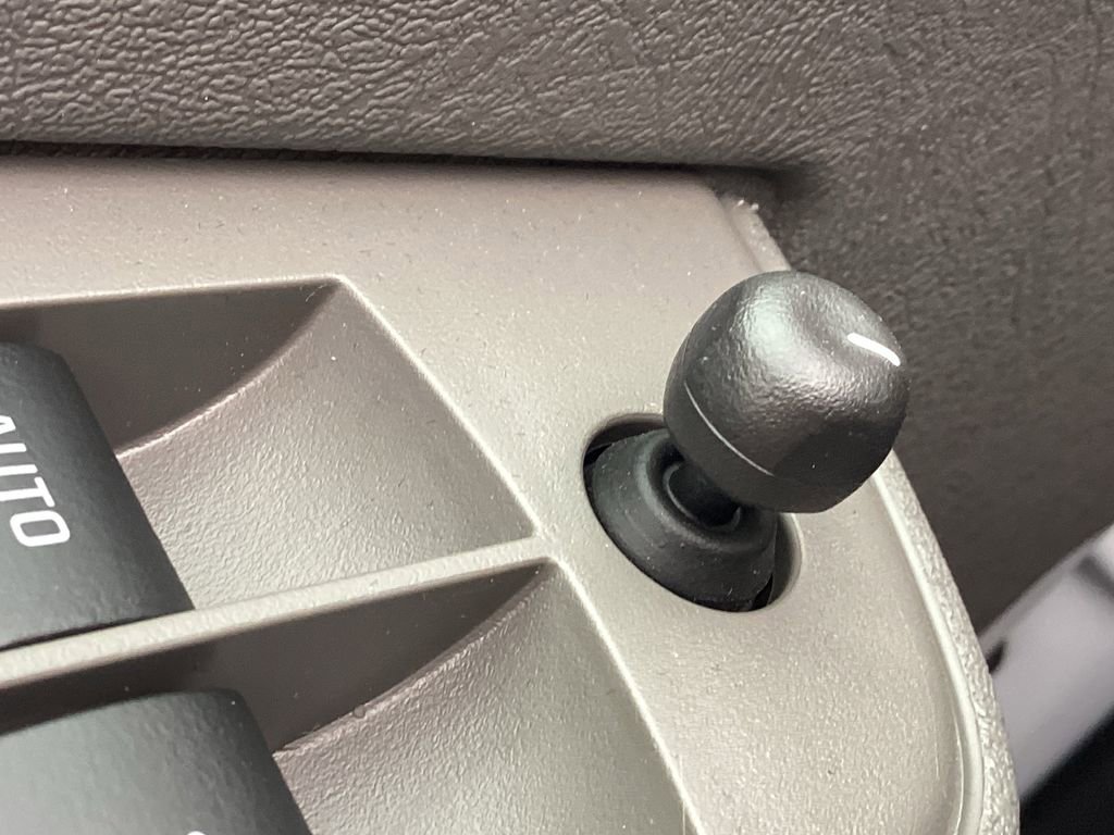 New 2025 Chevrolet Express 2500 image 34