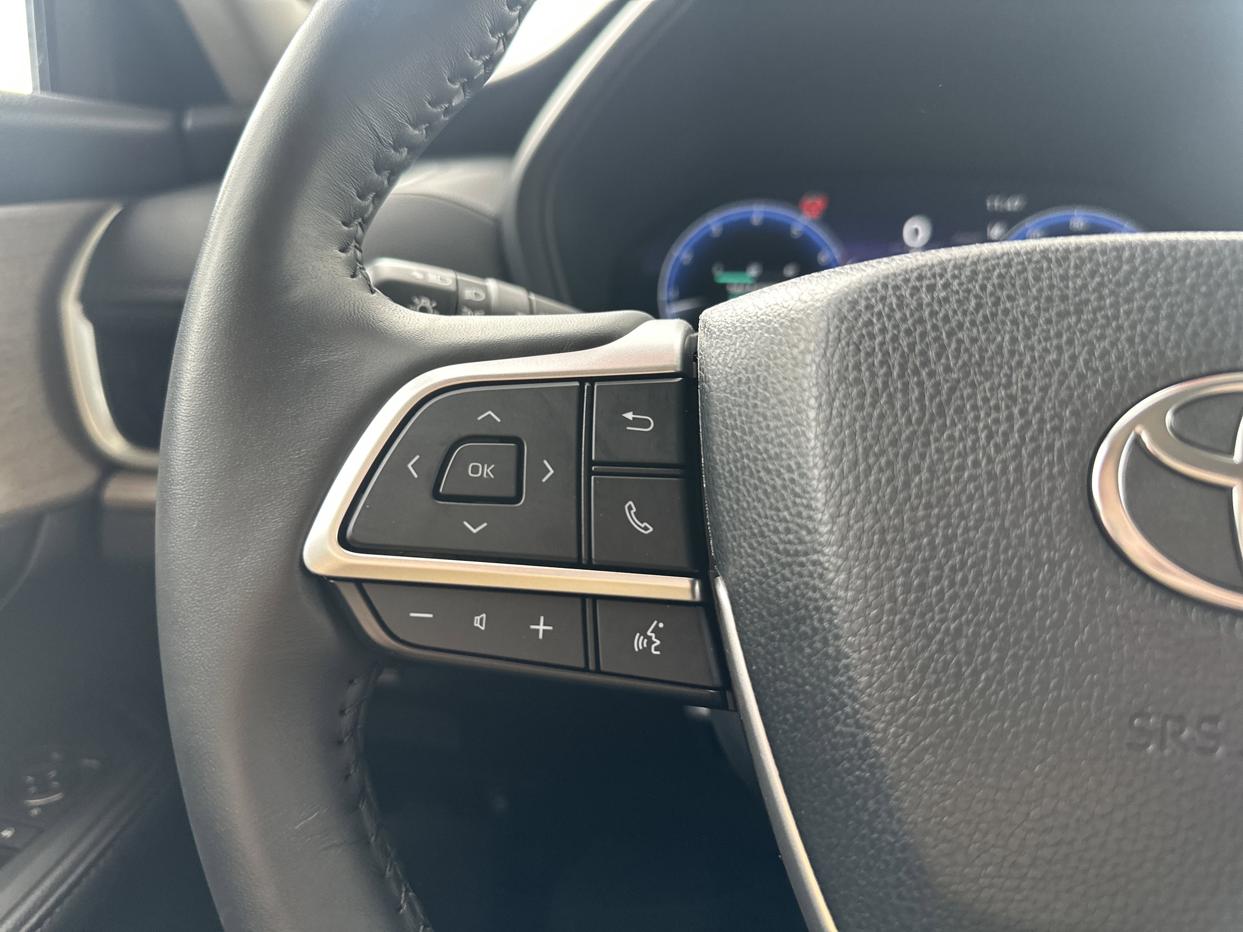 Certified 2024 Toyota Grand Highlander AWD image 27