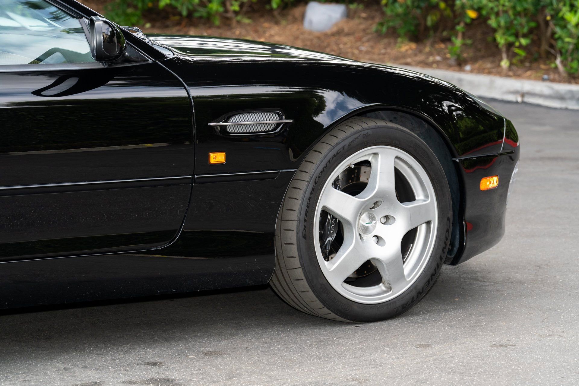 Used 2002 Aston Martin DB7 Vantage image 8