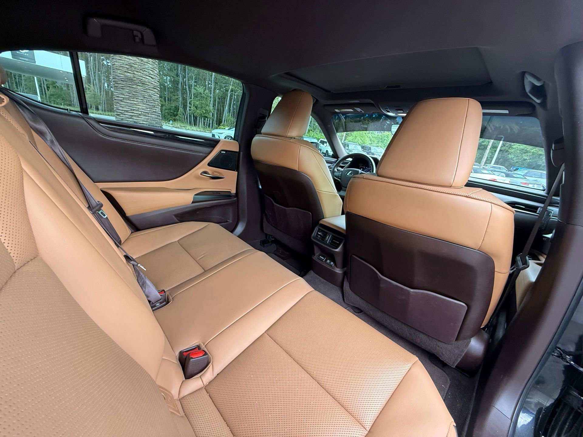 Used 2020 Lexus ES 300h w/ Premium Package FWD image 20