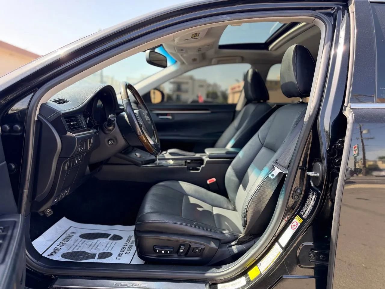 Used 2014 Lexus ES 350 w/ Premium Package FWD image 21