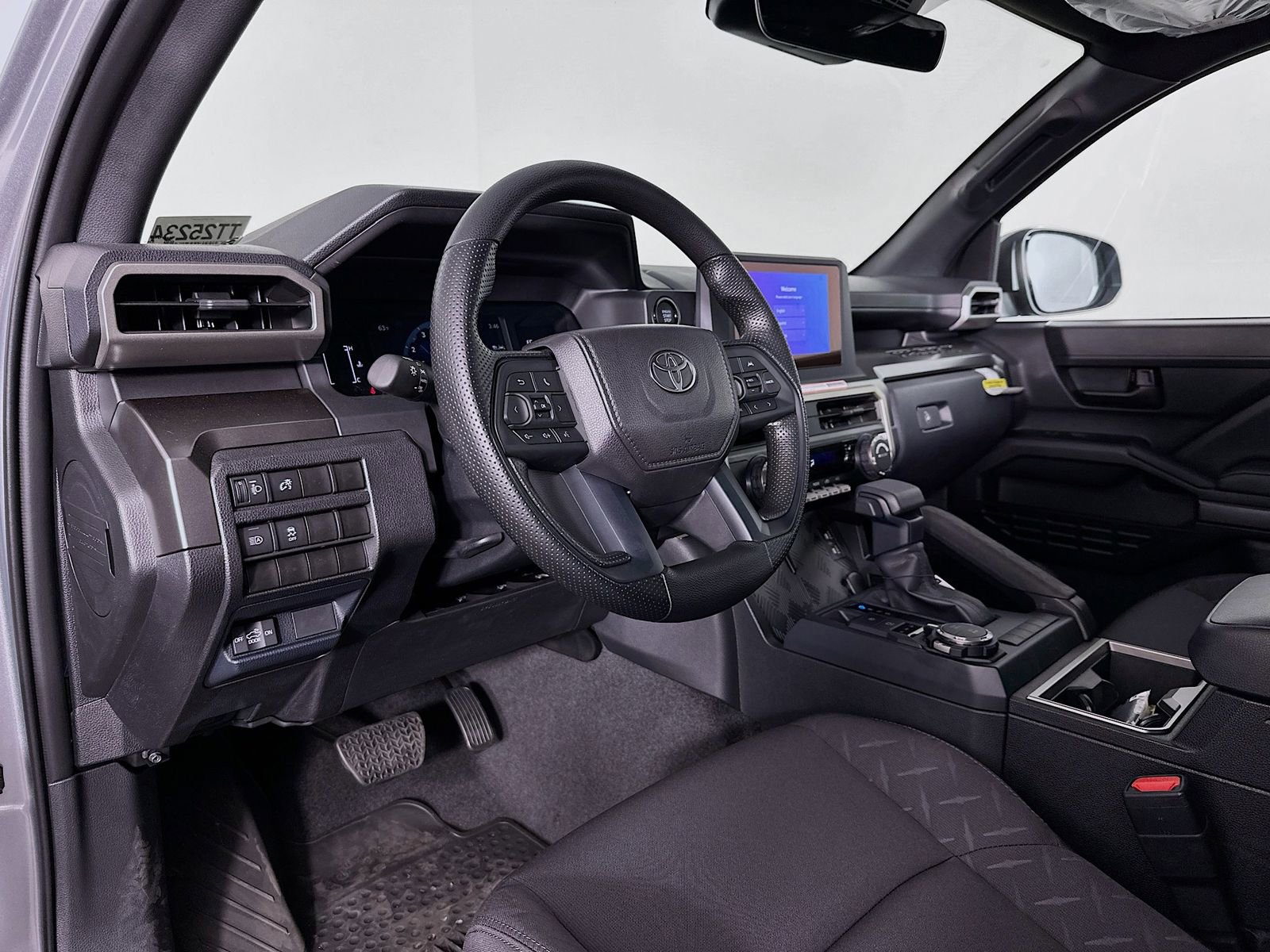 New 2025 Toyota Tacoma SR5 image 9