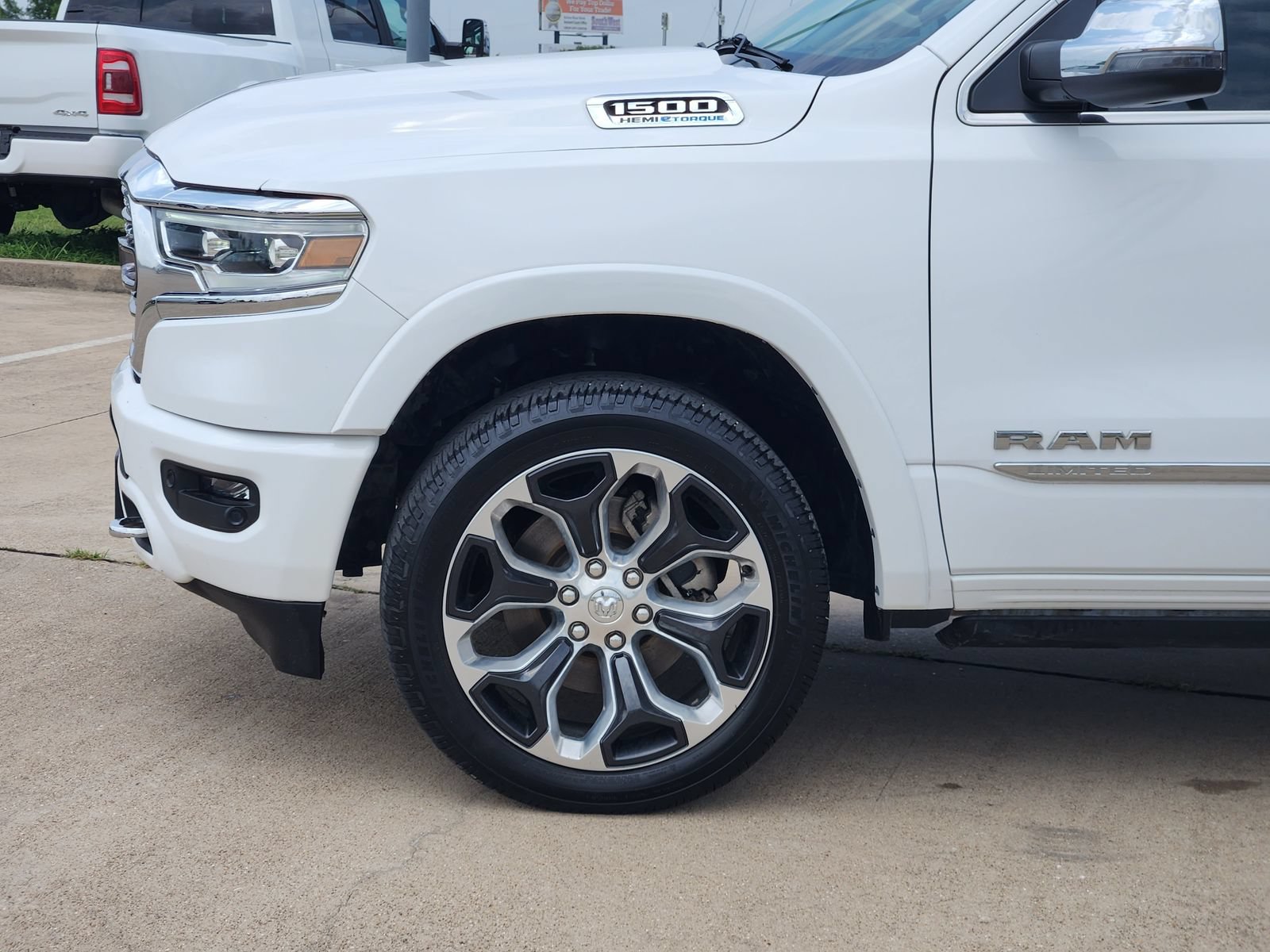 Used 2023 RAM 1500 Limited AWD/4WD image 10