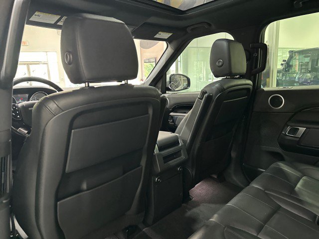Used 2019 Land Rover Discovery SE AWD/4WD image 45