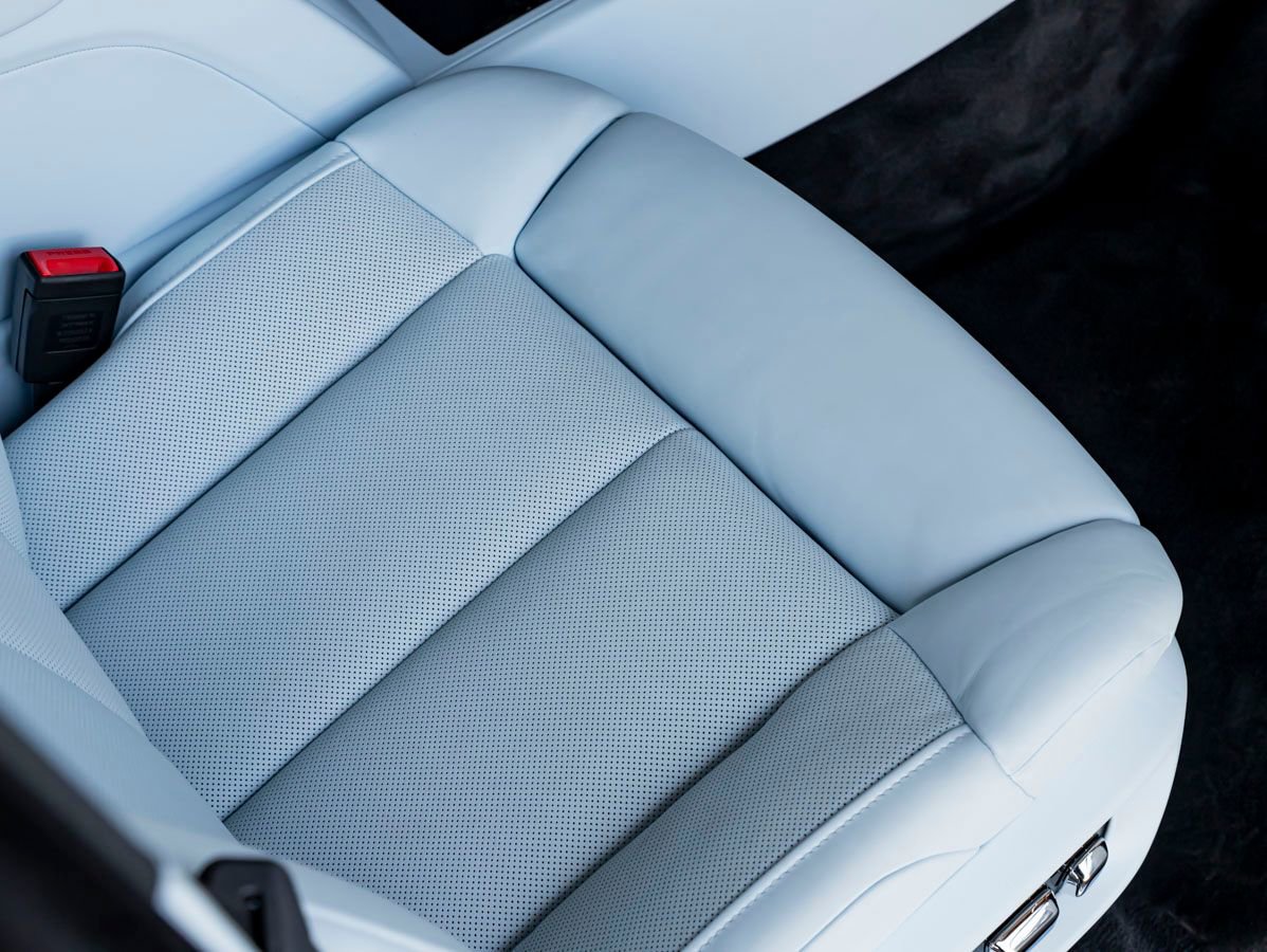 Used 2023 Rolls-Royce Phantom Sedan w/ The Phantom Package RWD image 39