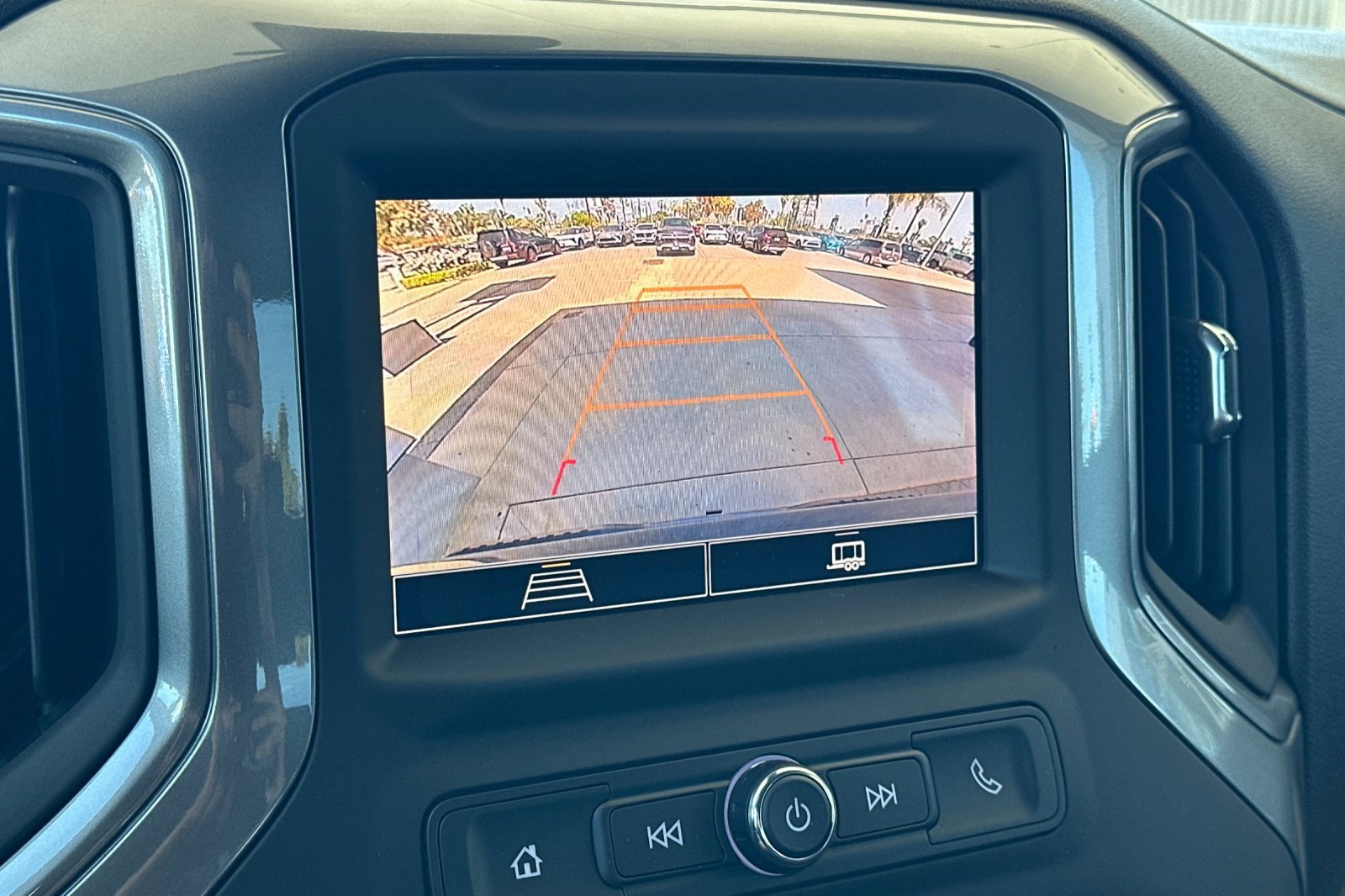 New 2025 Chevrolet Silverado 1500 Custom image 18