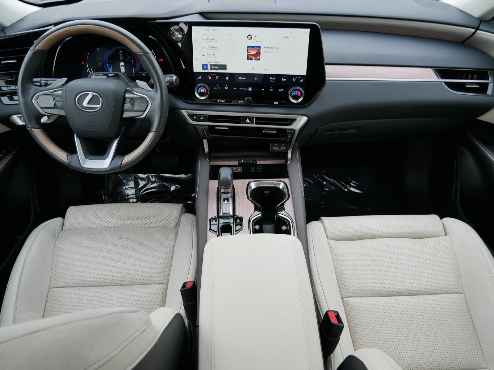 Certified 2023 Lexus RX 350 AWD w/ Cold Area Package image 14